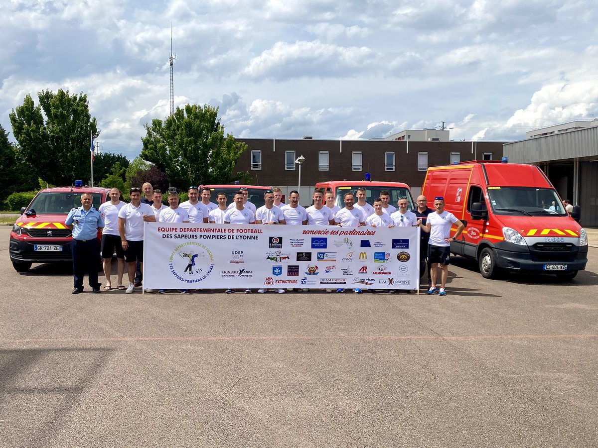 ⚽️ Tous derrière l’équipe départementale de football des sapeurs-<a href="/PompiersFR/">Pompiers de France</a> de l’#Yonne ! 

🚒 Bon championnat de France à #Valence dans @La_drome &amp; que la #Force soit avec vous !