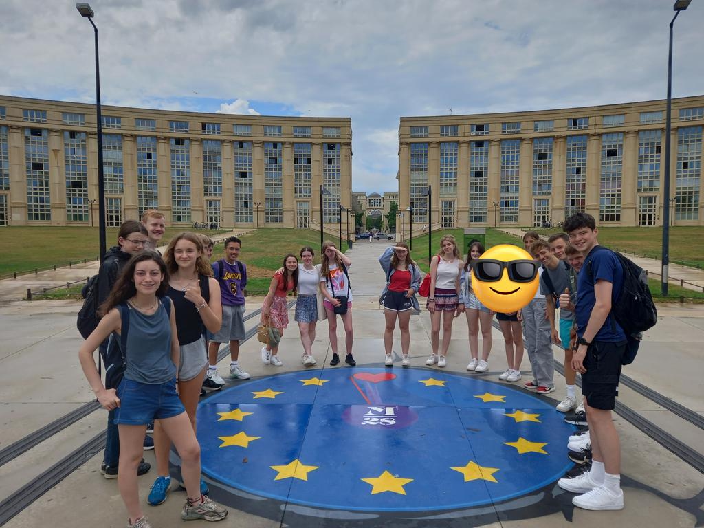 ChartersMfl's tweet photo. This afternoon it got competitive with a round of bowling. Thomas was the clear winner but there was some tough competition from Miss Brown! The students then enjoyed some free time at the shopping centre Odysseum before heading back to their families for their final evening meal https://t.co/4O3OmbqUdO