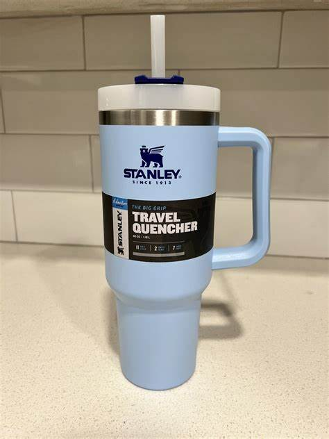 SethFromThe716's tweet photo. #IdLikeToTakeAShotAt getting a Stanley cup. https://t.co/idrpR5a7Lv