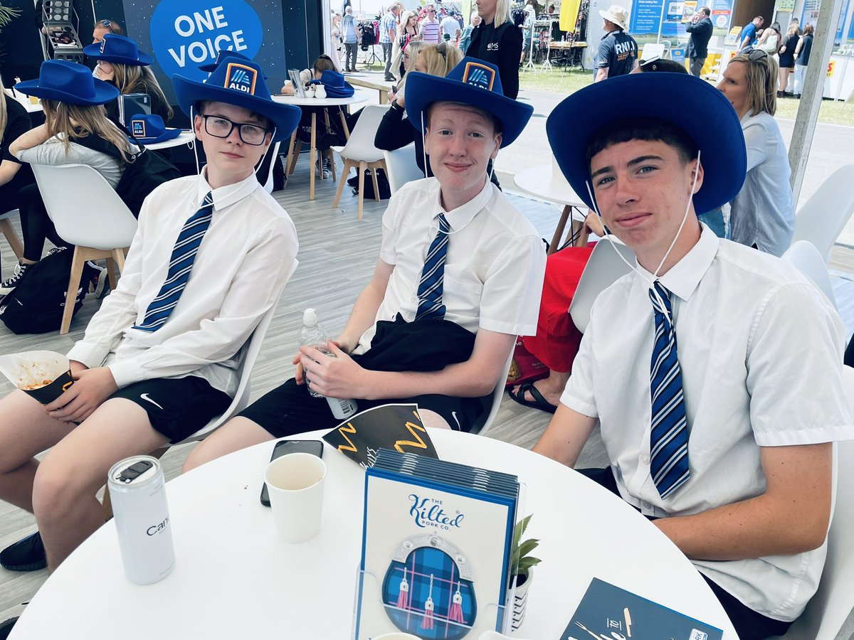 Miss Miller tweet media