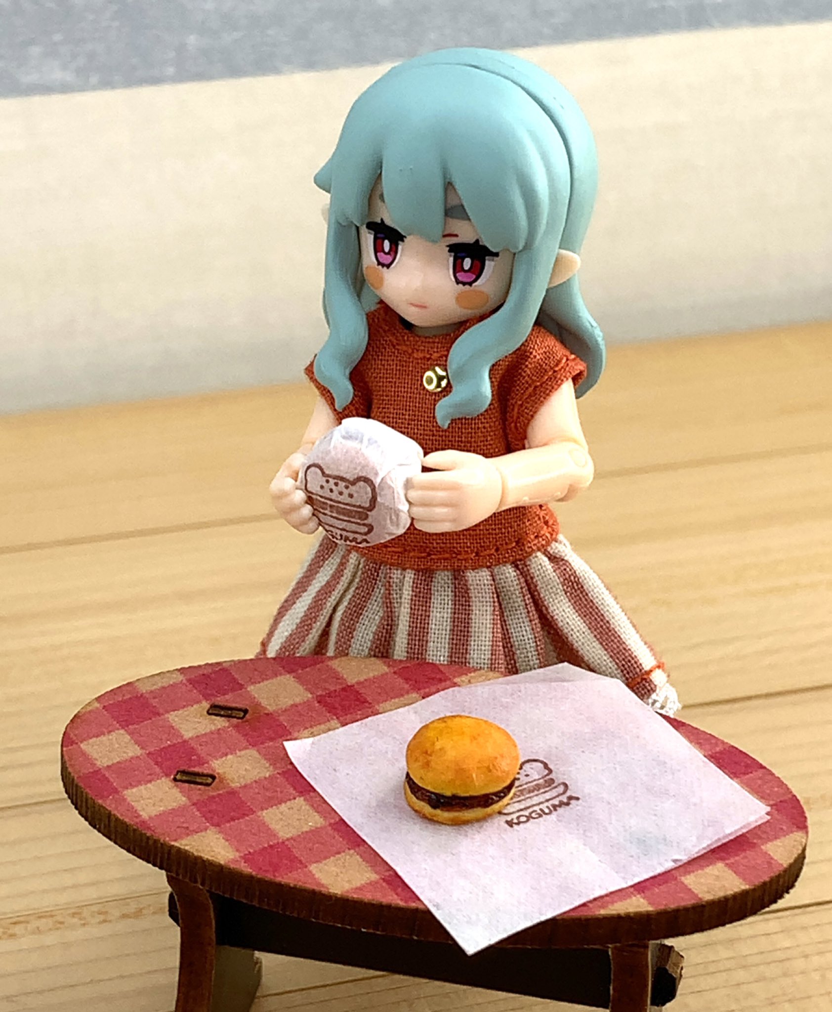 人気カラーの ミミー人形（アセチロイド制） キャラクターグッズ