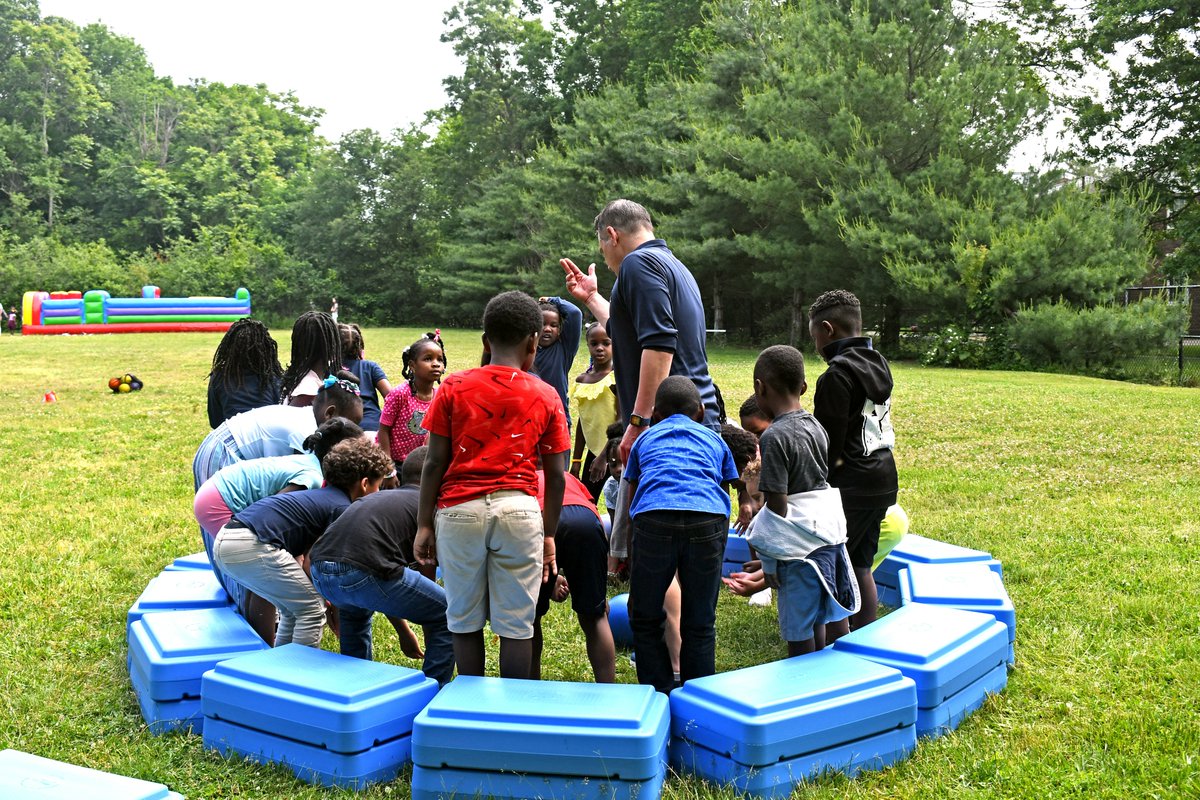 BrocktonSchools's tweet photo. Today we highlight the George Global Studies School, whose Jaguar Fun Day brought joy to the hearts of its students and ended the school year with games and laughter.  Enjoy your summer, Jaguars! https://t.co/yFoK5KhfoC