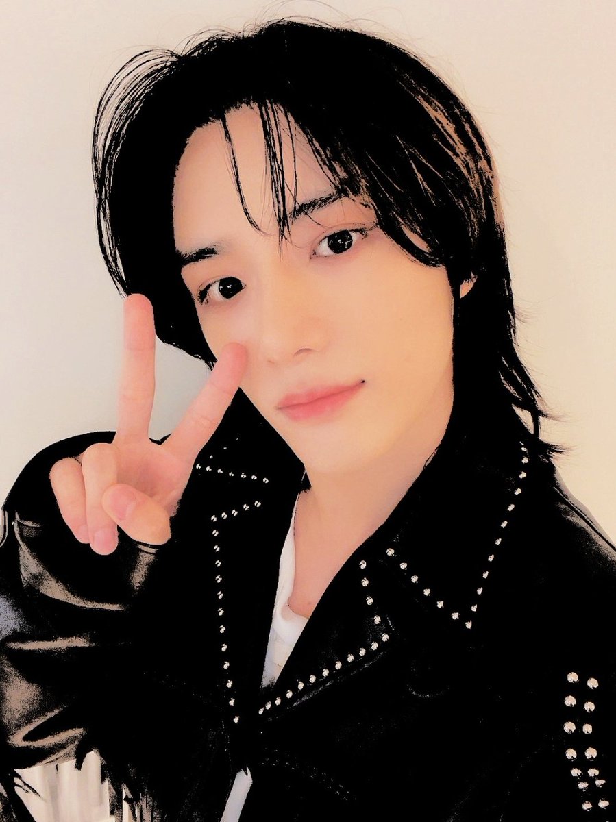 cbwuec's tweet photo. ⠀
ᅠ
ᅠ
ᅠ   ⃝⩨bᥱ᧑ⲙs❛ҩ͡dᥝilᥙᩛ𑁤p᧑sɬৎૂ
 sanırım moa'ların favorisi ol
duğu için biraz daha böyle ka
lacağım. sizce yaklaşan geri d
önüşte bu modeli tekrar kulla
nacak mıyım? bu bir sır. 😝
⠀ꜥꜤ01liꪕᦸr﹅🍓➯fɾ᧑ⲙ𖤹bᥱꪕ
⠀ up꠩͢dᥝtᥱ𓍯ꪕᥱws˚🧸junᰍ

⠀ https://t.co/lSZh7wBWAA
