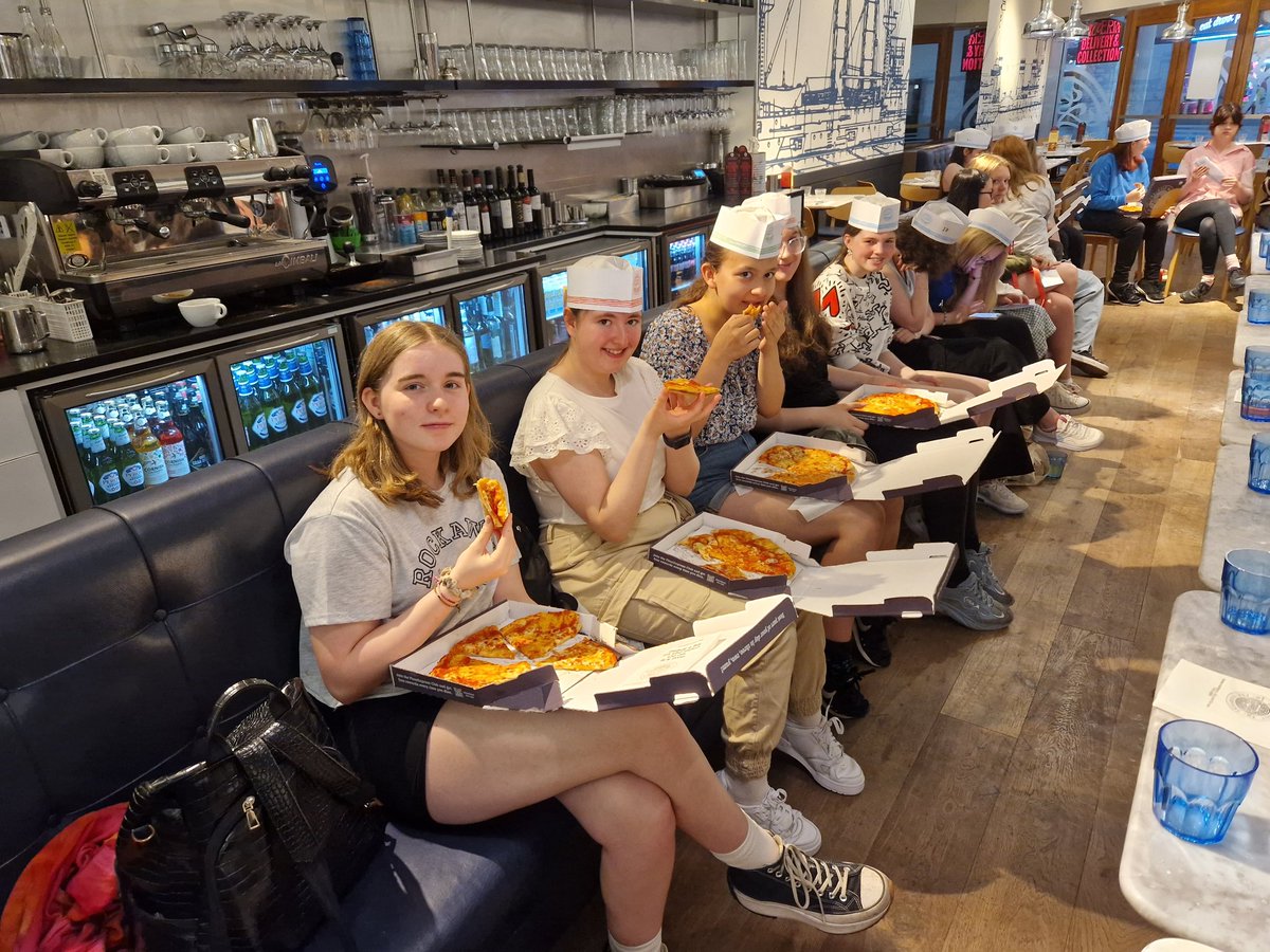 Miss Harkin tweet media