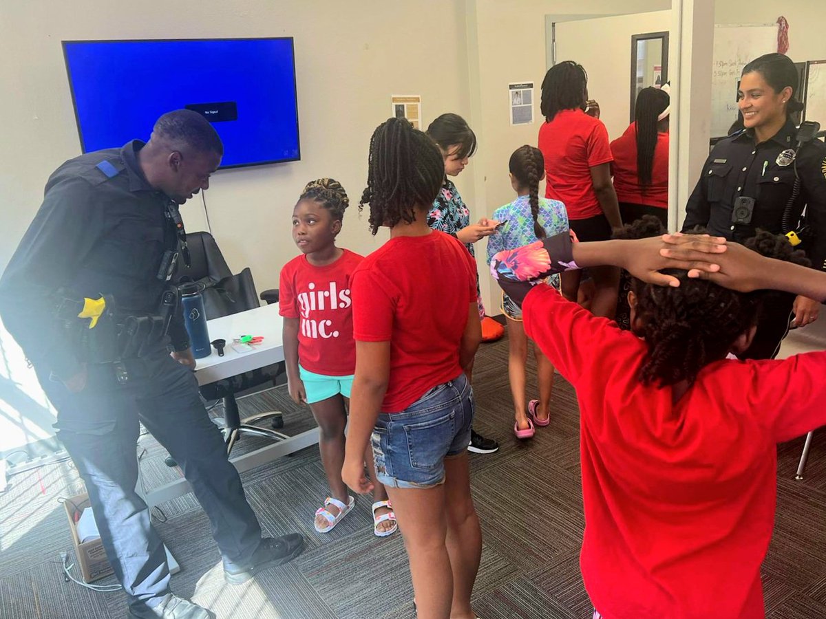 Dallas Southeast (@dpdsenpo) on Twitter photo Thank you <a href="/GirlsIncDallas/">Girls Inc. Dallas</a> for inviting us to come and speak to the young woman. Our minds were blown of how educated and smart these young ladies were. Thank you <a href="/GirlsIncDallas/">Girls Inc. Dallas</a> for inviting us to come and speak to the young woman. Our minds were blown of how educated and smart these young ladies were.