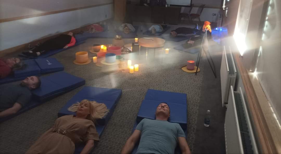 A fantastic finish to our PCOP social work leadership series cohort 2 #managingself #SoundHealingByMarieFitzpatrick@WesternHSCTrust <a href="/Flossiefetce/">Valerie devine</a> <a href="/StephenMcL20/">Stephen Mc Laughlin</a> <a href="/TomCass90875436/">Tom Cassidy</a> <a href="/SocialWork71/">Joe Elliott</a>