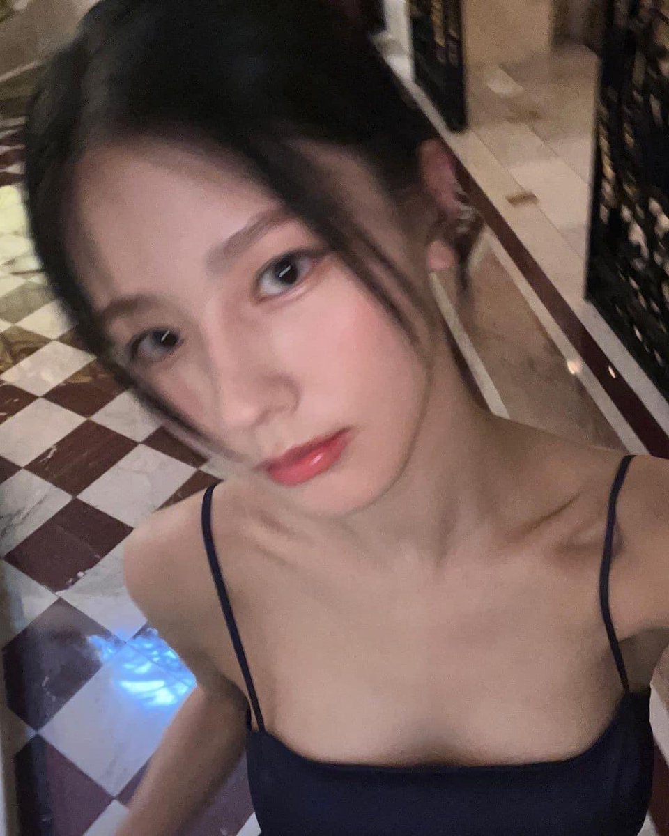 ppamyuuwu's tweet photo. 💍🏰 https://t.co/ryZTK2MoQP