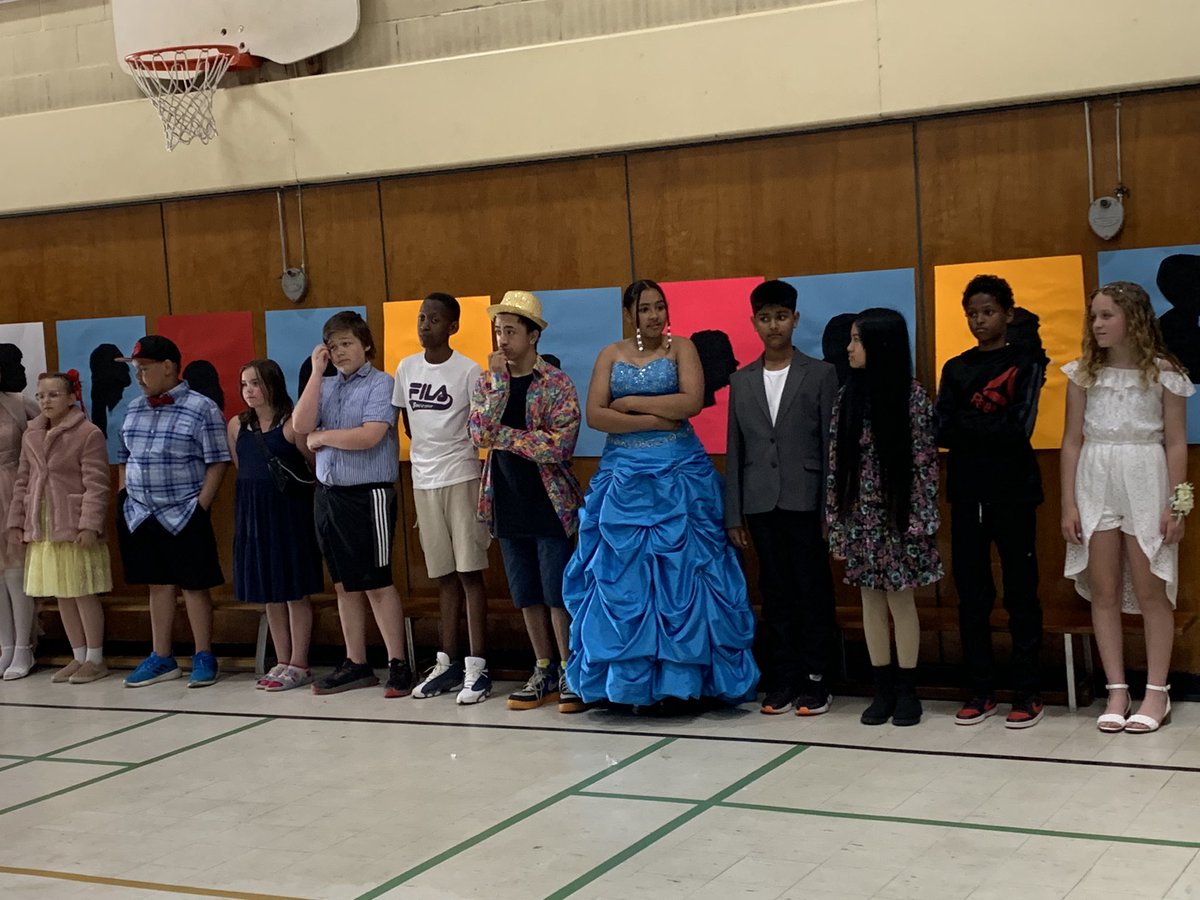 Sharon Paris tweet media