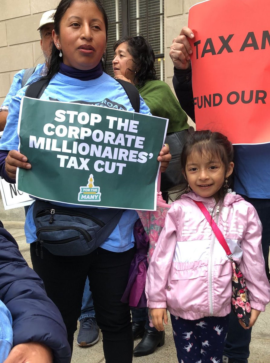 What could we fund with the CBT surcharge?

✅Fully fund #ChildTaxCredit to lift more than 700,000 NJ kids out of poverty.

❌Instead we’re giving tax breaks to wealthy homeowners and mega-corporations 

It’s time to #FundOurFamiliesTaxAmazon
