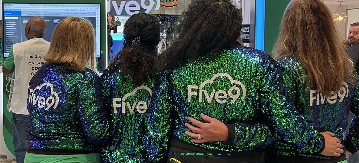 LisaLisajm5's tweet photo. Final day at #CCWVegas and there’s no slowing down! #Five9 sparkle is on point, as is our booth and #ContactCenter solution! #Five9Sparklette #JoyOfCX @CustContactWeek @Five9 https://t.co/TIPBn97rqt