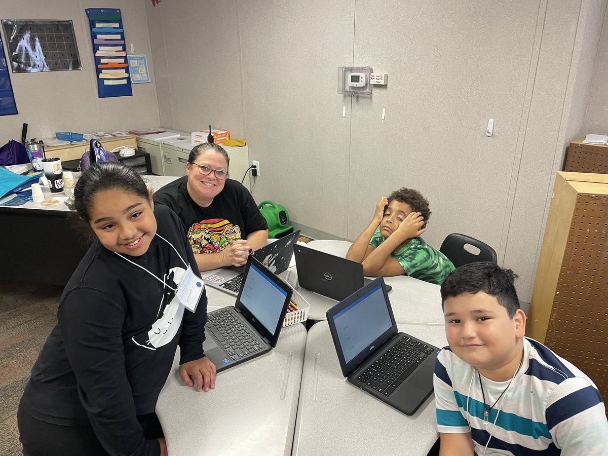 PrimarilyMedia's tweet photo. Ss are using #HillRAP in small groups at @WHE_Whiskers RtA camp to increase #phonemicawareness and #phonics skills. 🤩📚#ReadtoAchieve #summerReading #SummerLearning #LETRS https://t.co/1A11ByrNIL