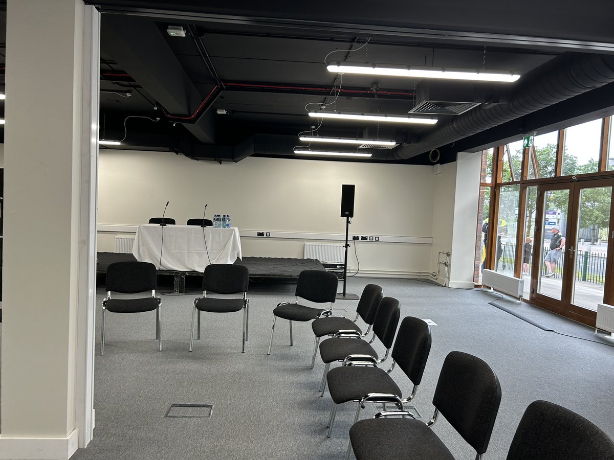macdarabueller's tweet photo. #constructionwatch #fitout at Tallaght Stadium https://t.co/Asnqj0Jeqa
