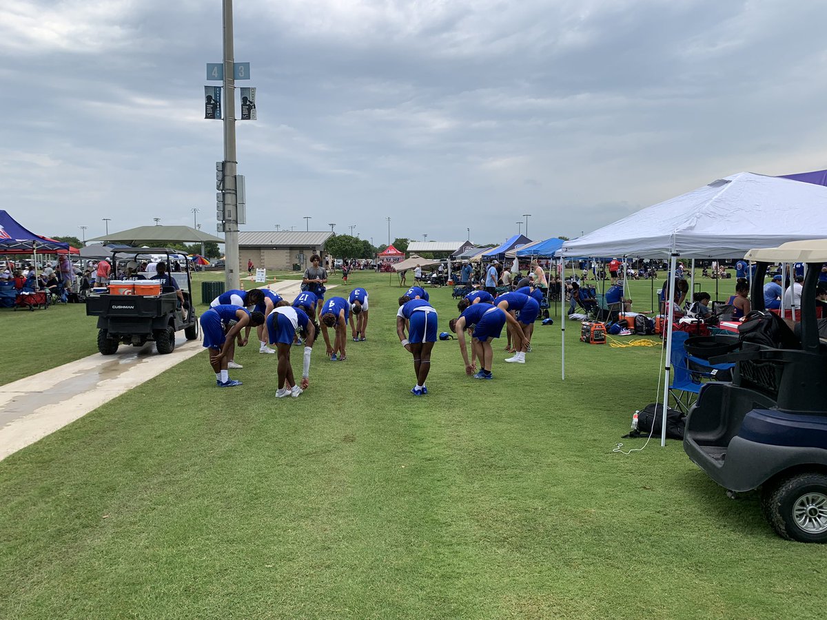 I’m here in a muggy College Station for the state 7-on-7 football tournament.

@NeedvilleF stretching ahead of the Jays’ opener with reigning 4A-D1 champ China Spring right now.

#FortBendFootball
#TXHSFootball