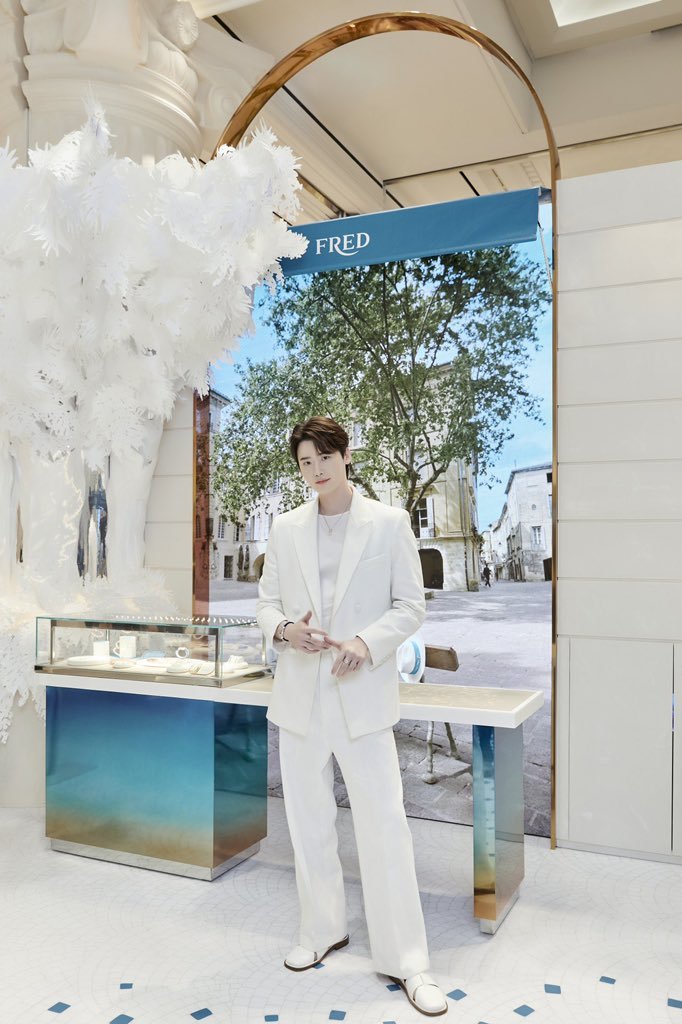 📸 | 22.06.23 - Um anjo! 

Lee Jong-Suk para a marca de jóias FRED Jewelry.

#LeeJongSuk #이종석