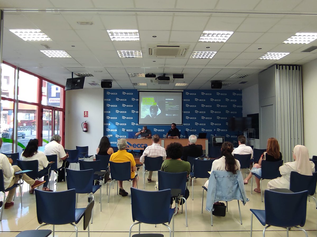 Direccion_ECCA's tweet photo. Presentamos #SJM2022CIE #InformeCIE en @Fundacionesecca #Tenerife @eccasocial con @migrantes_sj @socialjesuitas @PMigraciones https://t.co/XD37TrHDqS