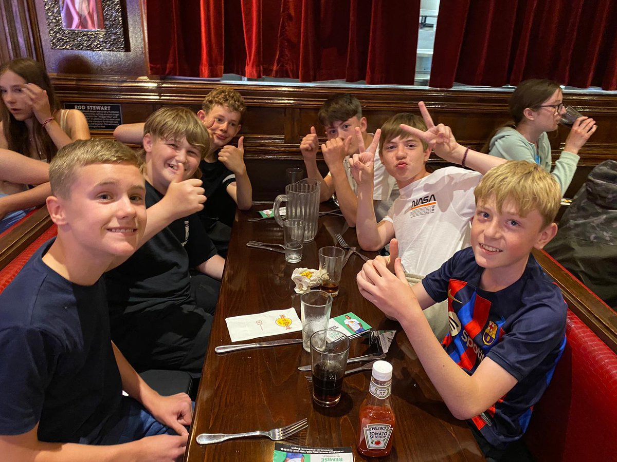 The last supper before we head home tomorrow.  What a great week we've had! #Yr8Paristrip