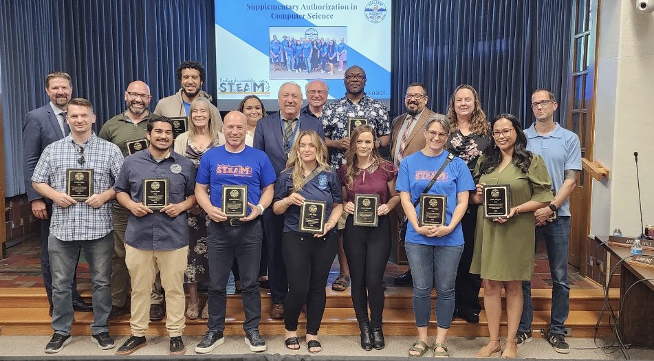 ⁦ 25 @RedlandsUSD⁩ teachers completed coursework from ⁦@ucdcstem⁩ to earn their Supplementary Authorization in Computer Science ⁦@UCRExtension⁩ ⁦@RedlandsUSDSupt⁩ ⁦@CSforALL⁩ ⁦@csteachersorg⁩ ⁦@CSforCA⁩ #RUSD2025