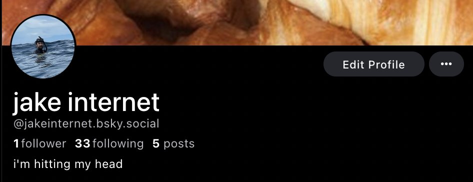 podcastyforme's tweet image. your favorite podcast co-host is on here posting denzel big shirt pics