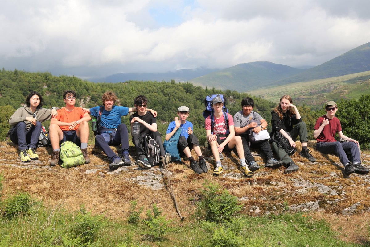 AdventuresAtRBC's tweet photo. Great day in Snowdonia with an intrepid group of Year 12s. No matter what the weather did, they remained in high spirits, determined to reach the summit of Moel Siabod via the famous Daear Ddu ridge, one of the most enjoyable and accessible scrambles in the area. Superb! https://t.co/WzUiCoGpqE