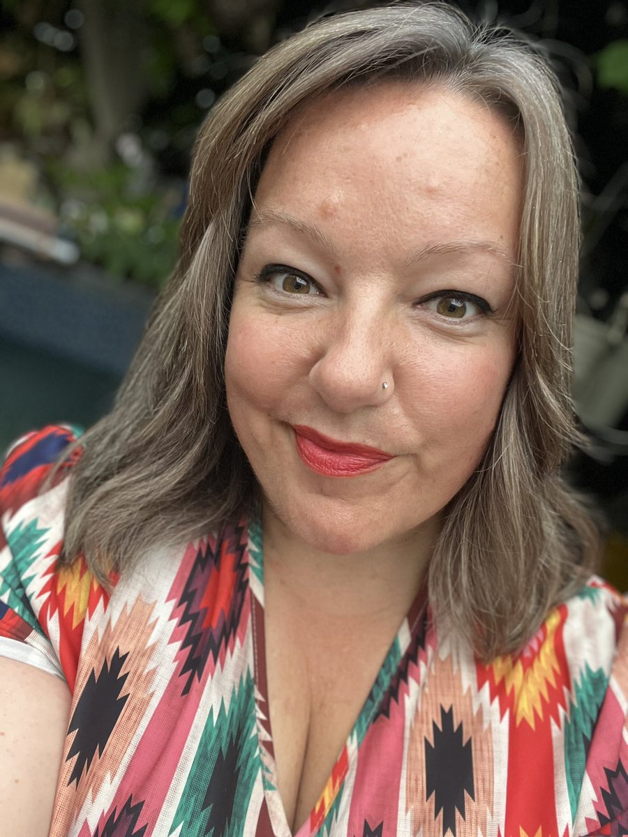 𝑻𝒂𝒓𝒂 𝑲𝒊𝒆𝒌𝒕☕️ tweet media