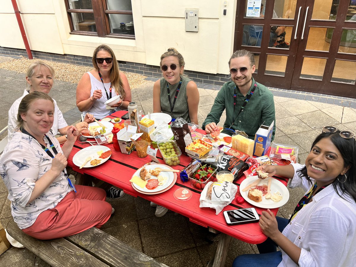 Lovely to share a ☀️ music therapy team lunch today amidst a packed day of CPD- sharing clinical work, #neurologicmusictherapy planning, voice workshop, research updates and  more! #alwayslearning #musictherapy <a href="/ChelWestTherapy/">Chelwest Therapies 💙</a>