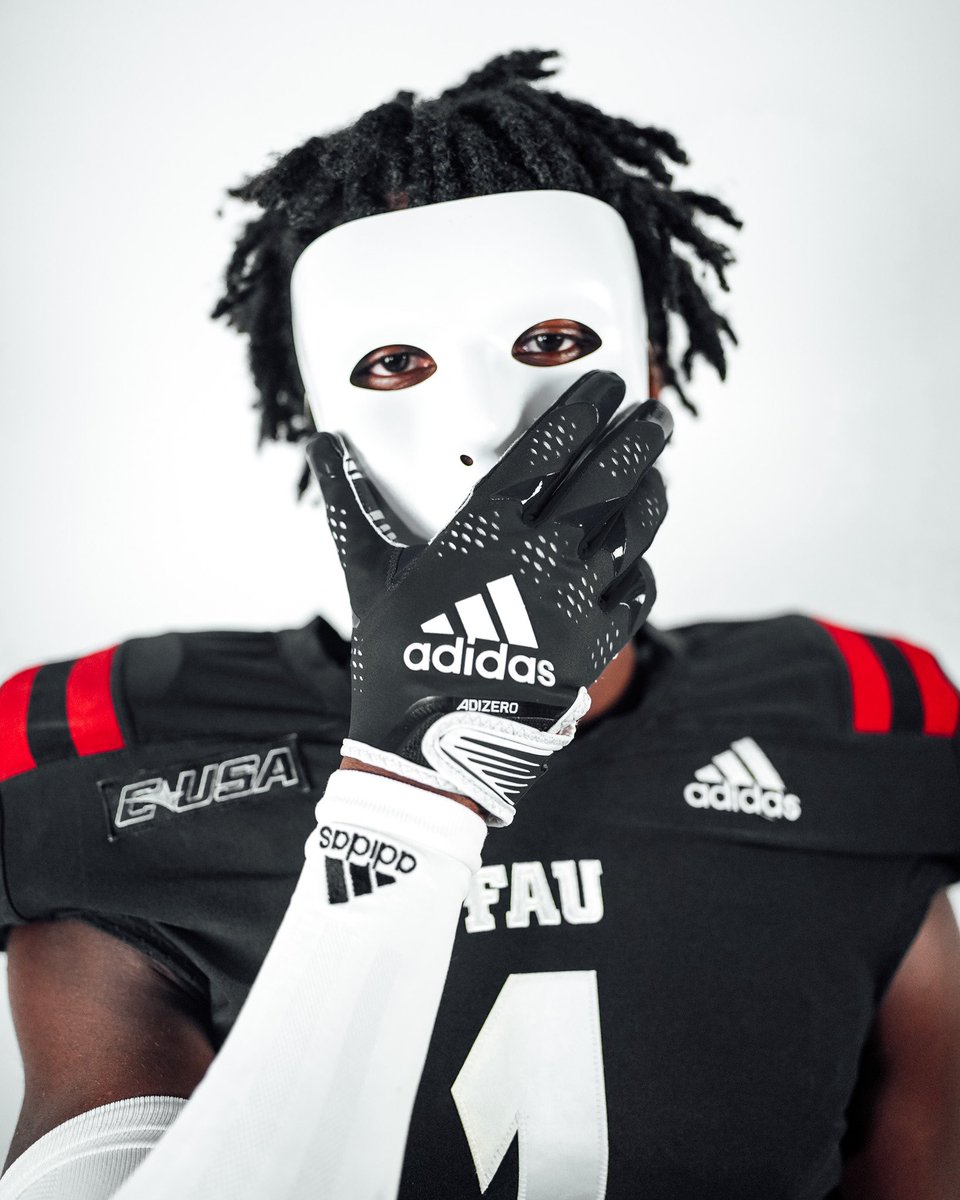 _elijahCannon's tweet photo. 🦉#OwlTakeover https://t.co/PpKyBUClb6