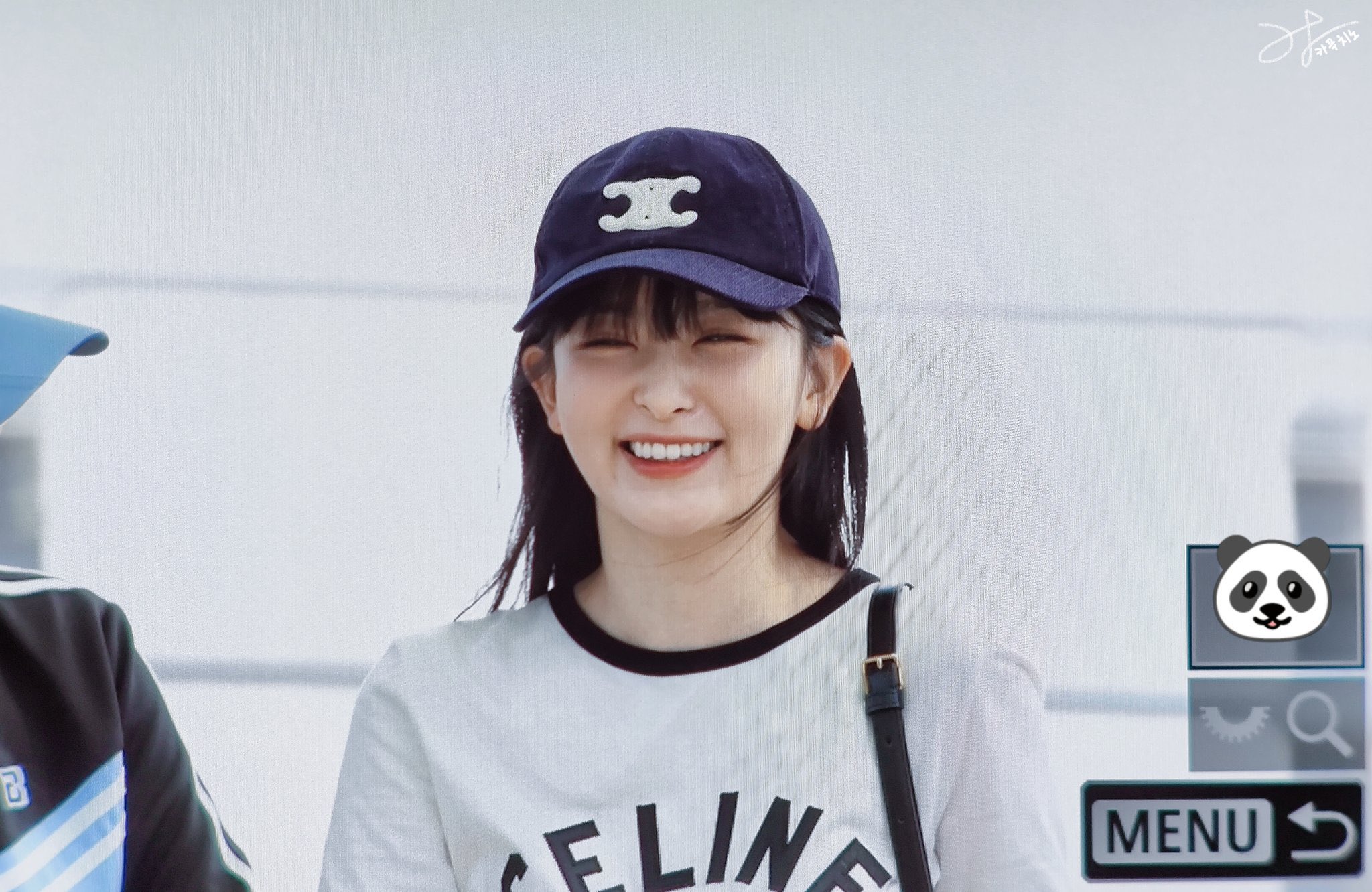 on-twitter-seulgi-is-literally-known-for-her-eye-smile-https