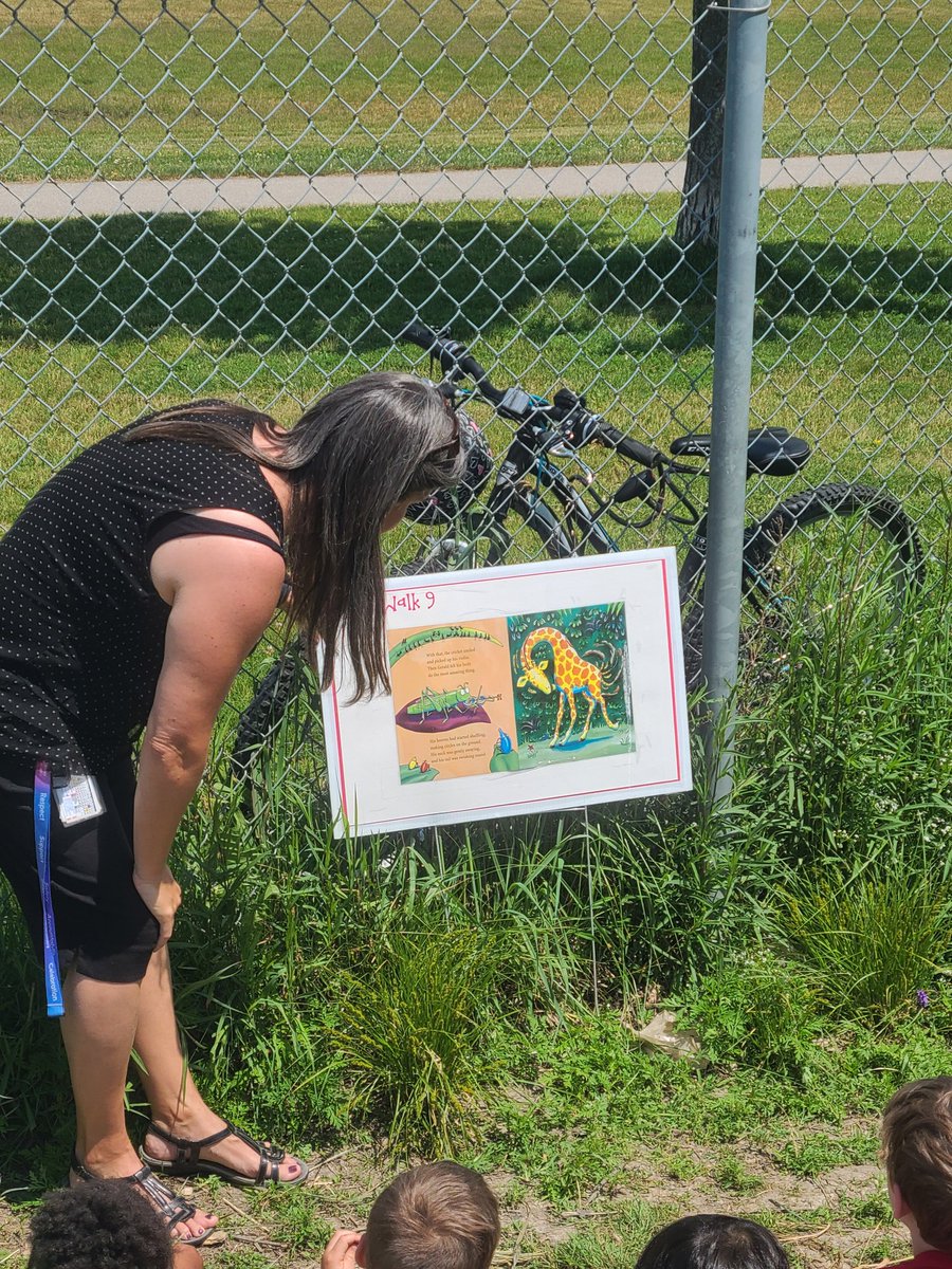 Alcona Glen Library Learning Commons tweet media