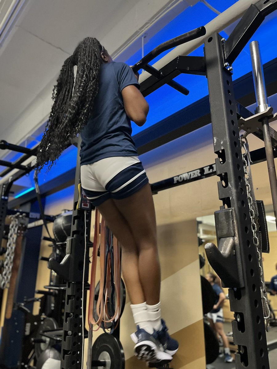 ZipsWBB's tweet photo. ➡️ to see how we felt about that workout today! 🏋️‍♀️ 💪 https://t.co/OVMg5n8Ufh
