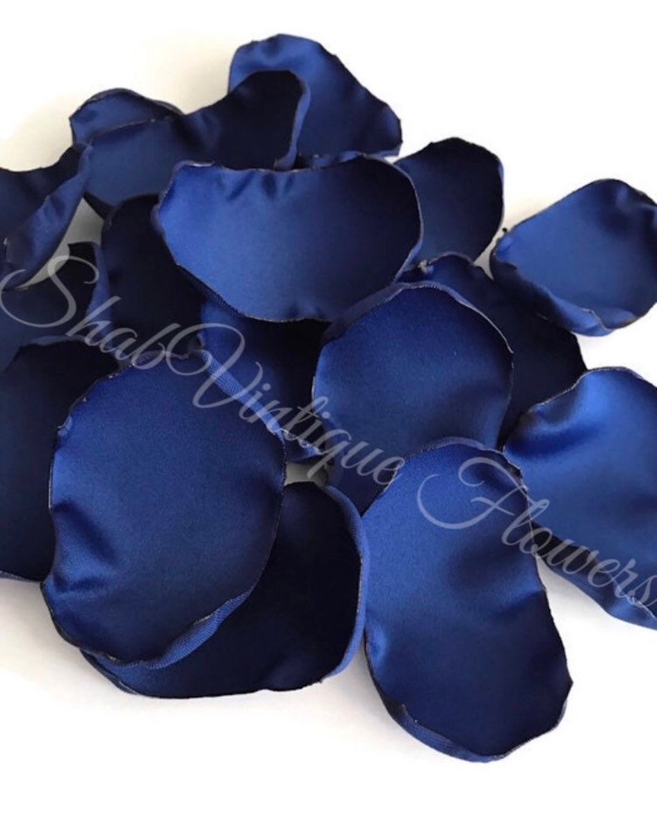 Dark Royal Blue flower petals, flower girl petals, birthday party, wedding aisle decor by ShabVintiqueFlowers #weddingvibes #weddingideas #celebrate #etsyshop #bohowedding #weddingaisledecor #bridetobe #bride dlvr.it/Sr5VvX