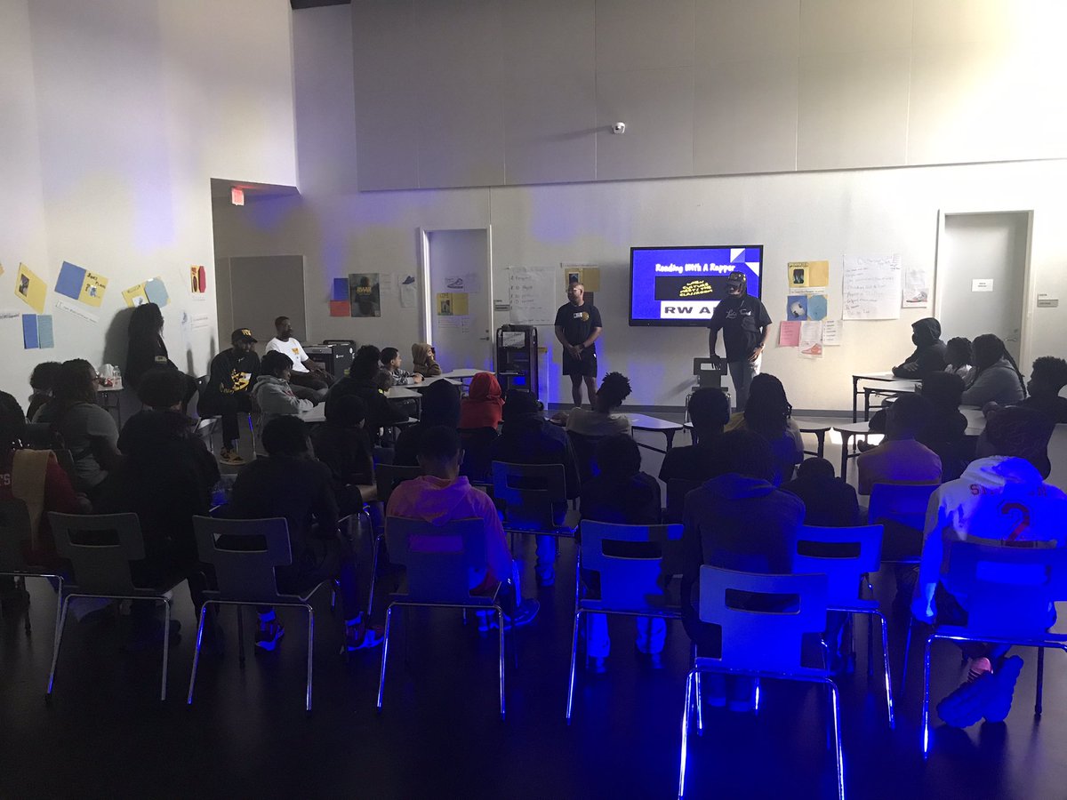 Education1939's tweet image. RWAR Closing Ceremony was a success!! Thank you for affording me an opportunity to integrate reading with music to enhance our students reading and writing skills!! @ReadingWARapper @MrSuperPowers_ @mprosperscience @GomezTempleton @AldineISD @JonesMS_AISD Let’s continue to grow!