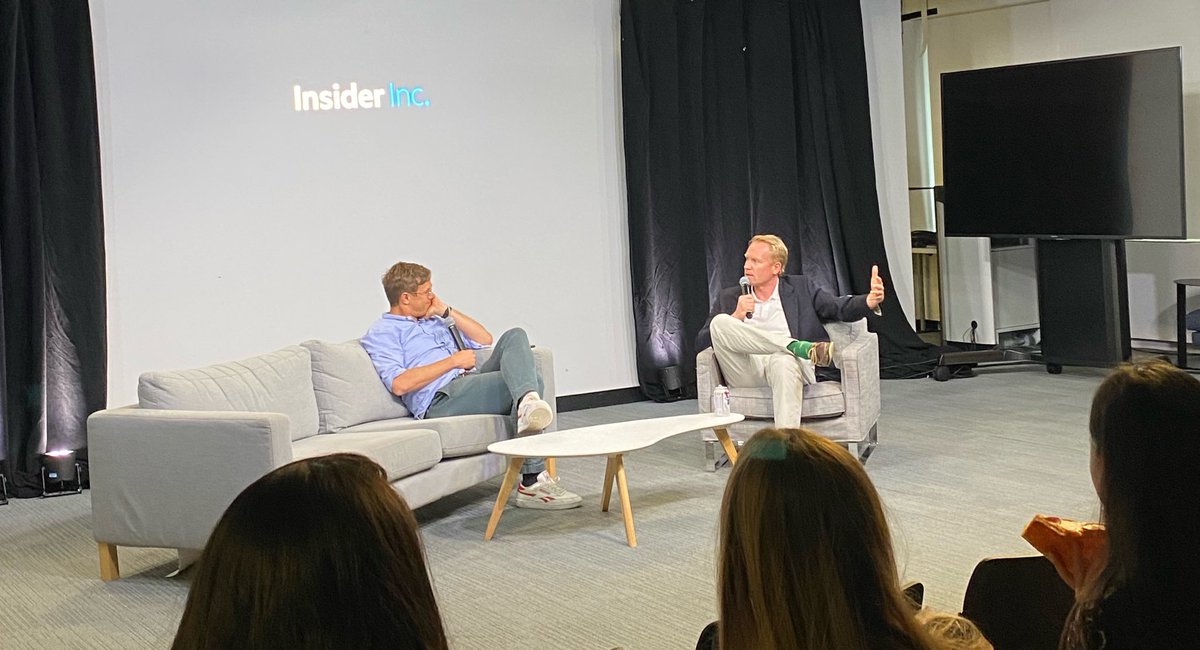 Chatting with @nichcarlson about the making of WELCOME TO THE J: INSIDE ARMY JUNGLE SCHOOL at @insiderinc HQ in NYC. Thank you so much to all my awesome and supportive @thisisinsider colleagues who attended the screening. Watch the documentary here: youtu.be/OwBYPgBK_OA 🙏🏻