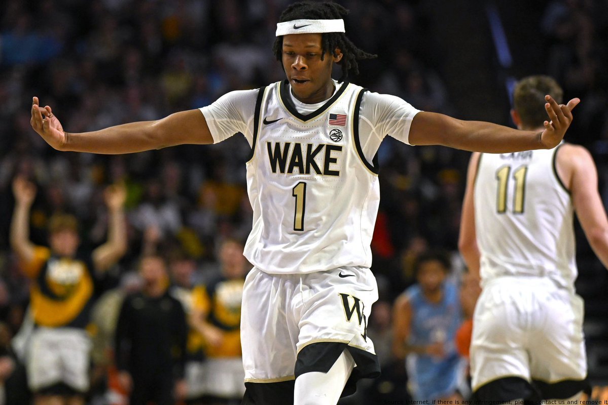 YVETTEF91490183's tweet image. Hey basketball fans! Have you heard about Emoni Bates? He's the talk of the town and so is my #1 app, TEMU! Use my code &amp;lt;200078195&amp;gt; to join and get up to $20 in cash rewards. Don't miss out on this slam-dunk opportunity! #TEMU #EmoniBates #MFFL