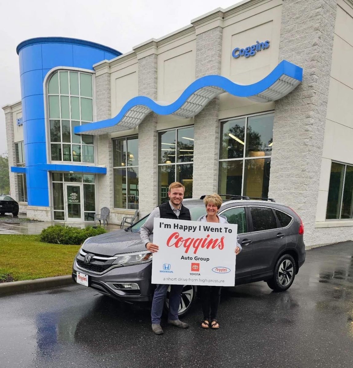 Congratulations to Mrs. Revane of Hoosick Falls for finding a great rainy day deal on this fully loaded CRV 🤩 we appreciate your business, enjoy 🎊

#cogginshondaofbennington #benningtonvt #manchestervt #hoosickfallsny #rutlandvt #berkshires #pittsfieldma #southernvt...