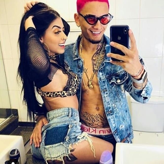 "ain n sei oq meta de relacionamento nem existe"

a é? então toma: