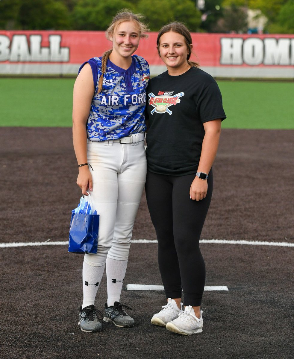 ohiovarsity's tweet photo. Mentor's @KristinDems named the 2023 Ohio Varsity Pitcher of the Year. https://t.co/i7SMqLxY6Y