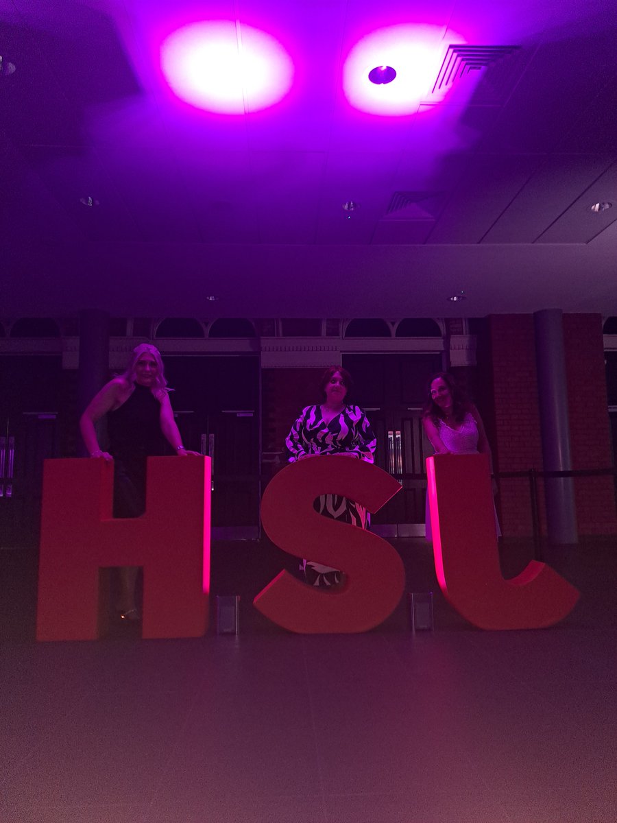 Lisa Williamson tweet media