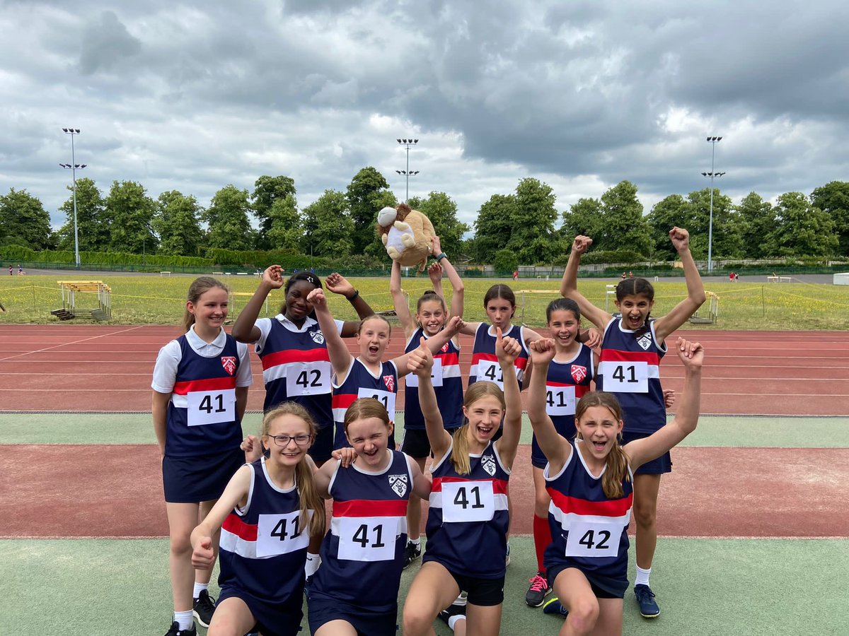 On Tuesday our U14 athletics team had a lovely night at the Reading &amp; District athletics league round 3👍🏼 Well done to all Year 7s who competed! We have qualified for the A Finals on Tuesday and cannot wait to see how we get on😊 Check the PE corridor for the team sheet!!