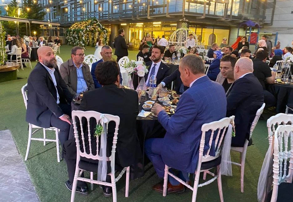 Geçmiş dönemde birlikte çalıştığımız yol arkadaşımız Fatih ve Fatma kardeşlerimizin düğün merasimine şahitlik ettik. 

Allah mutluluklarını daim etsin.

<a href="/fatihmataraci/">Fatih Mataracı</a>