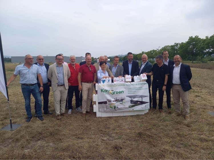 Présence de notre PDG <a href="/HCoulmont/">HERVE COULMONT</a> à la pose de la 1ère pierre de la future station-service de #Gaz_Naturel_Vert #KaarGreen sur #LePouzin. <a href="/RhoneVallee/">EnergieRhôneVallée</a> partie prenante de ce projet de #developpementdurable et #énergieverte #territoire #Ardèche
