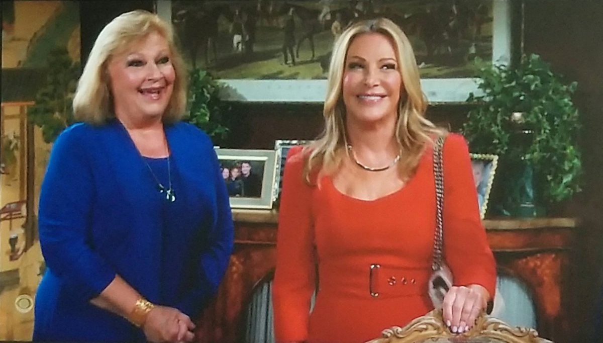 @kymdouglas @BethMaitlandDQB fun seeing Zelda, Traci, and handsome #JohnAbbott today on #YR...📺 #YR50 #JerryDouglas