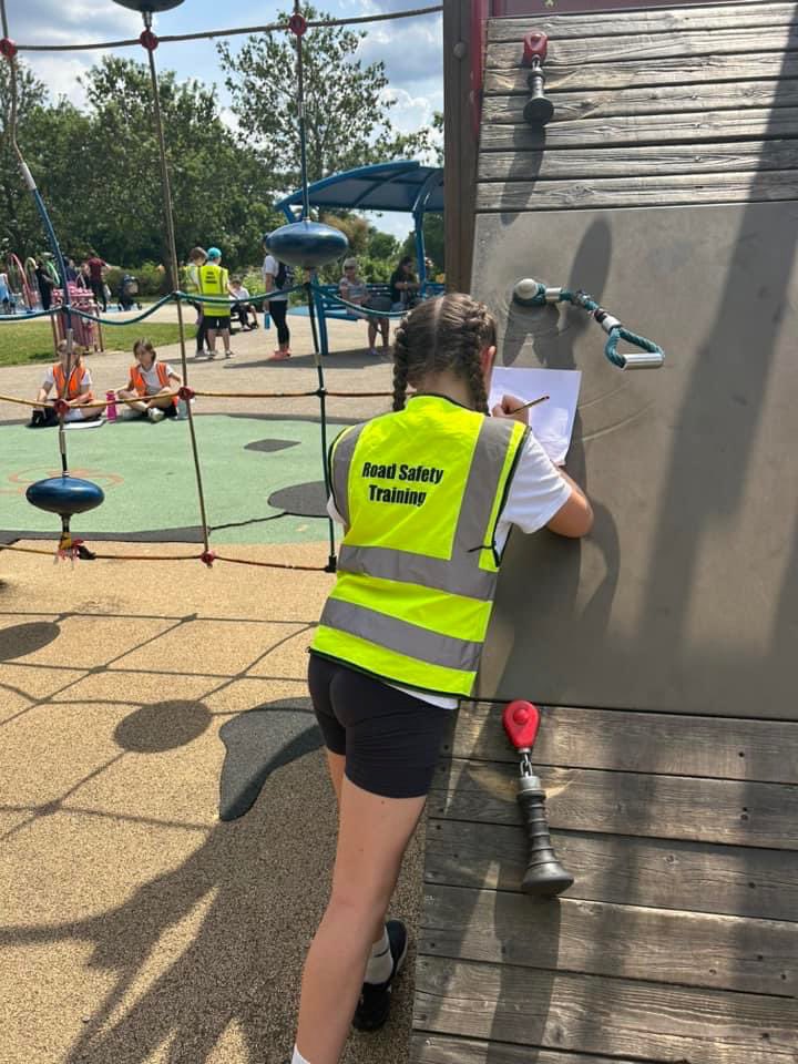 Hook Lane Primary School tweet media
