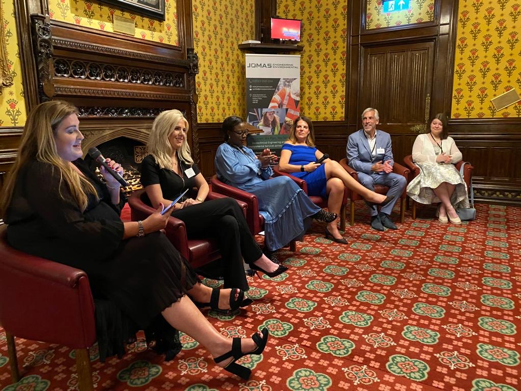 Suzanna Austin tweet media