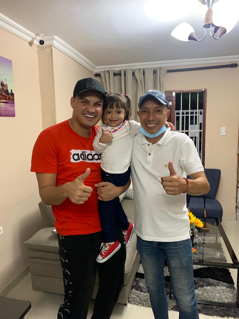 Jueves de #tbt con <a href="/ElderDiaz01/">Elder Dayan</a> y la Princesa Yania Del Mar ❤️