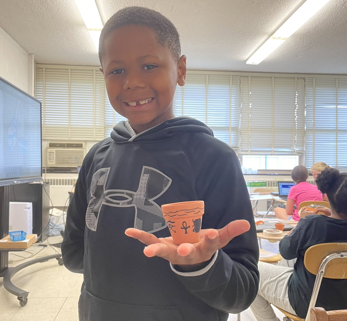 Digging like archaeologists and learning about historical artifacts at #AIGAllDay Summer Enrichment 2023. @CumberlandCoSch