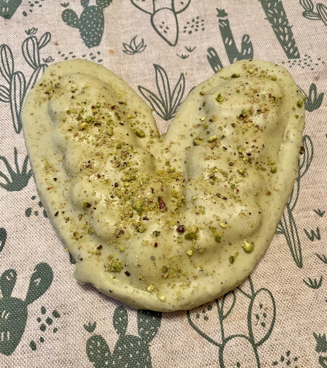 Isra me ha traido una Palmera de pistacho de <a href="/panem_madrid/">PANEM</a> madre mia!!!!!