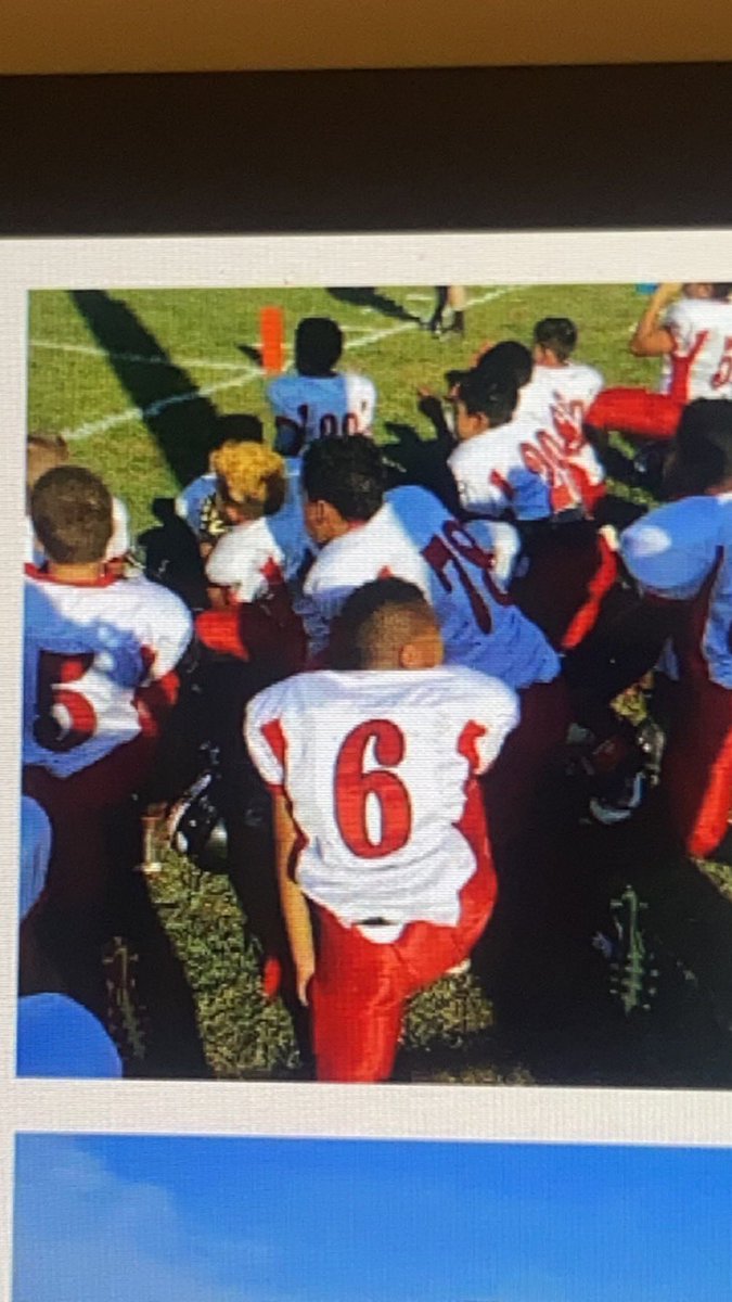 2litLj's tweet photo. Senior season is here , it’s been a lot of hard work put into my highschool years, from little league to my junior year, it’s truly been a blessing and honor to play along side some of the greatest teammates and coaches at Vineland high. To @VinelandFB thank you, #GoClan🐔. https://t.co/ccNrMiXoGp