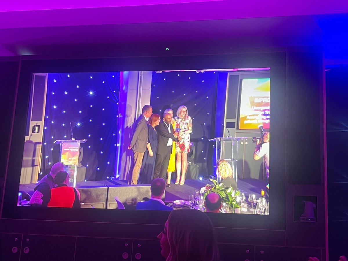 Congratulations Liverpool University Hospitals NHS FT and the Innovation Agency winning the Patient Safety and Care Improvement Award 🖤 #nwcawards 
<a href="/LSCICB/">Lancashire and South Cumbria ICB</a>