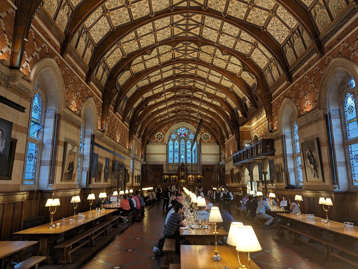 Nice ending to a day packed with fruitful health economic discussions and networking. <a href="/HERC_Oxford/">Health Economics Research Centre (HERC)</a> <a href="/UK_HESG/">HESG</a> <a href="/KebleConference/">KebleCollegeOxford</a>