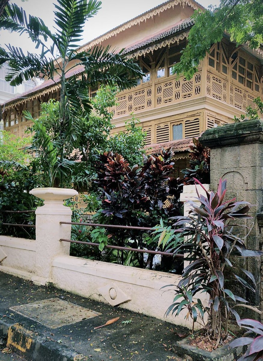 itsakshata's tweet photo. @Naa_Cheese @silverlightgal Bandra has my heart, truly. https://t.co/5B93QiDt1O